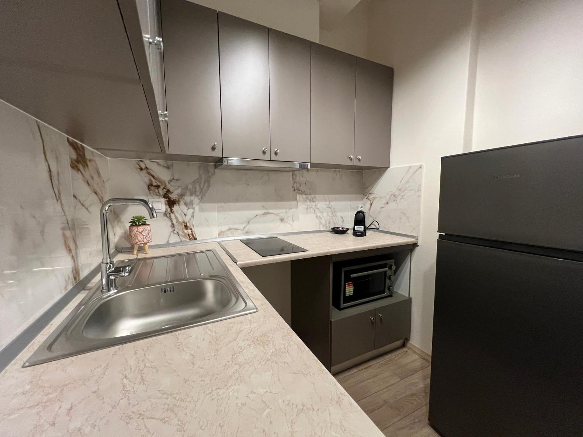 Oasis Apartment 2 By Gg อเล็กซานโดรโพลิส ภายนอก รูปภาพ